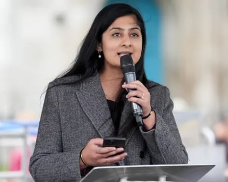 The Coventry South MP Consults Defamation Legal Experts After Dispute Involving Jeremy Corbyn Over Party Funds